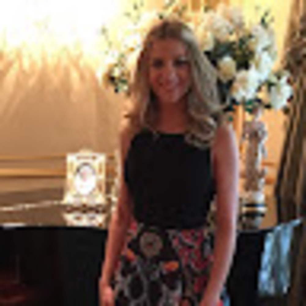 Meet your Posher, Sophia